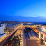 France, Bouches du Rhone (13), Marseille, 2e arrondissement, Zone Euromediterranee, quartier La Joliette, Les Docks, l'autoroute A55 depuis le Silo, basilique Notre Dame de la Garde en arriere plan
